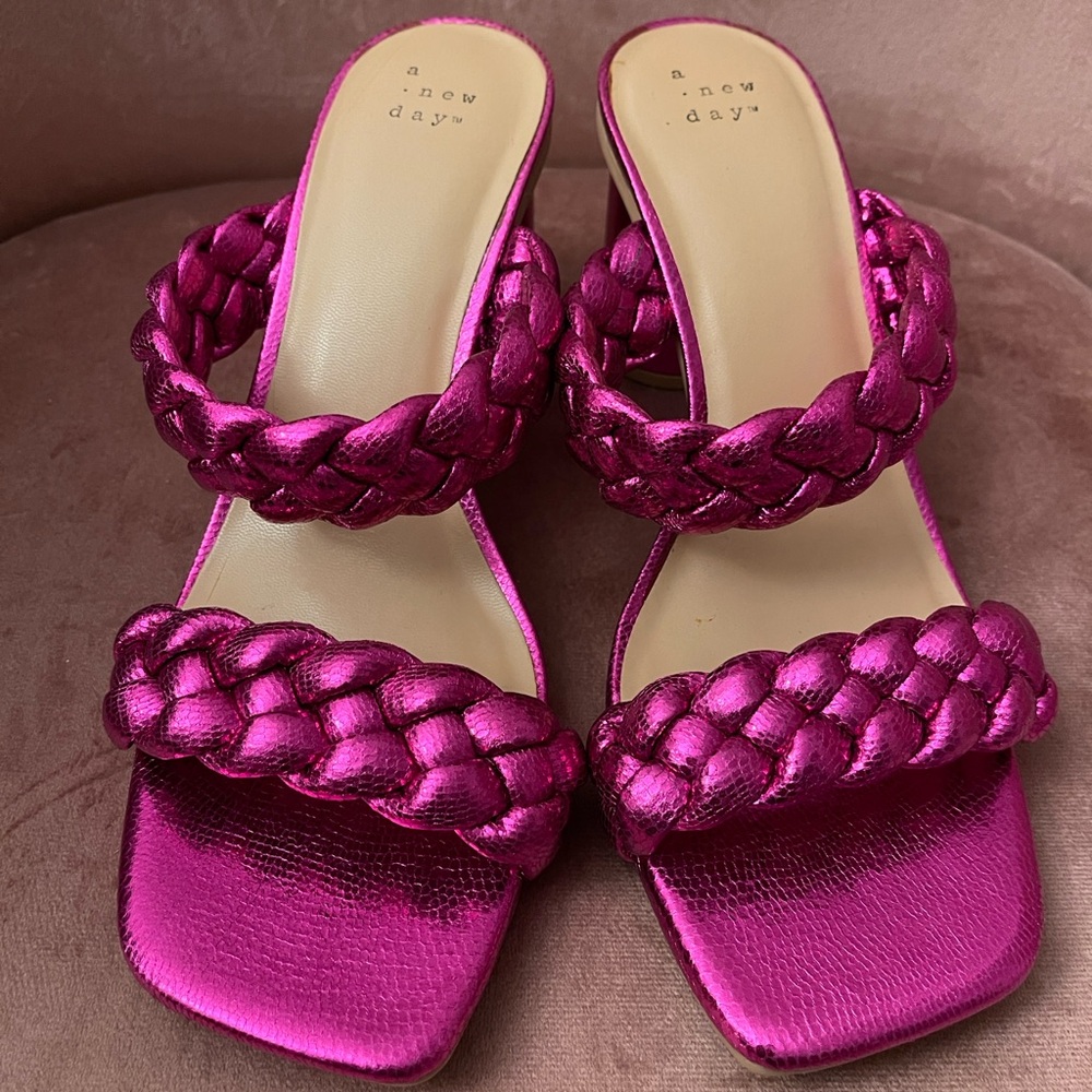 A New Day Women's Metallic Pink Braided Sandals